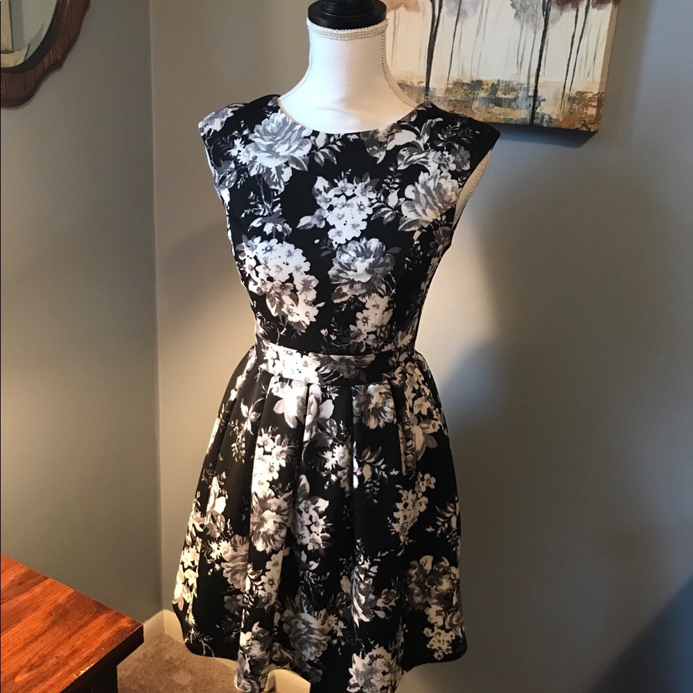 Flattering Black and White Dress perfect for Easter
